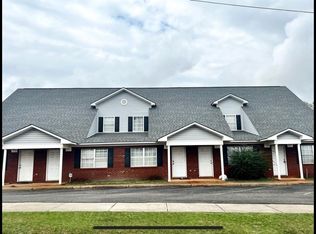 608 Elm St #A-3, Troy, AL 36081