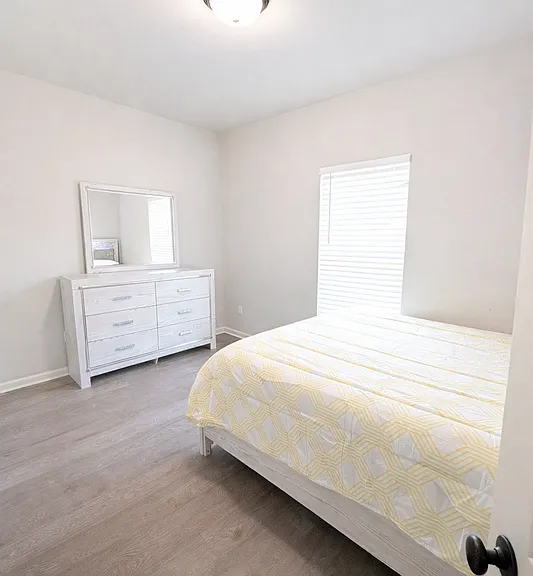 1513 Rue Esplanade — Photo 15