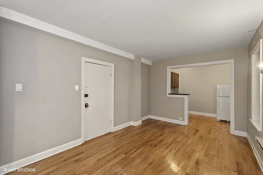 1347 North Dearborn Street — Photo 3