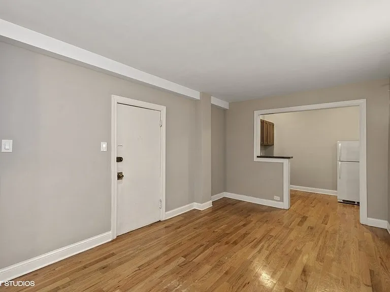 1347 North Dearborn Street — Photo 4