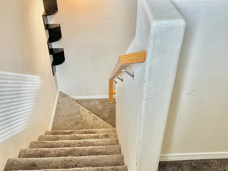 10919 Fort Point Ln NE — Photo 24