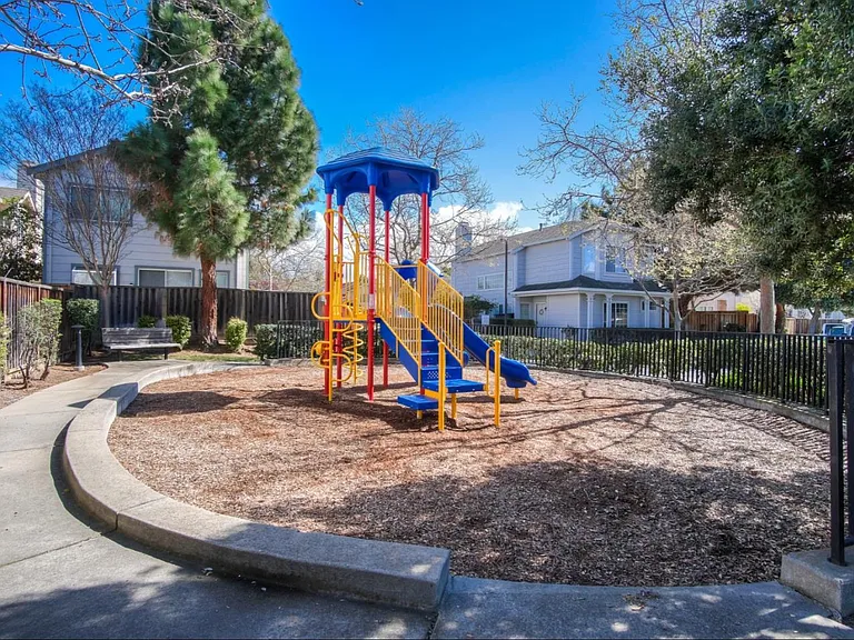 39616 Potrero Dr — Photo 34