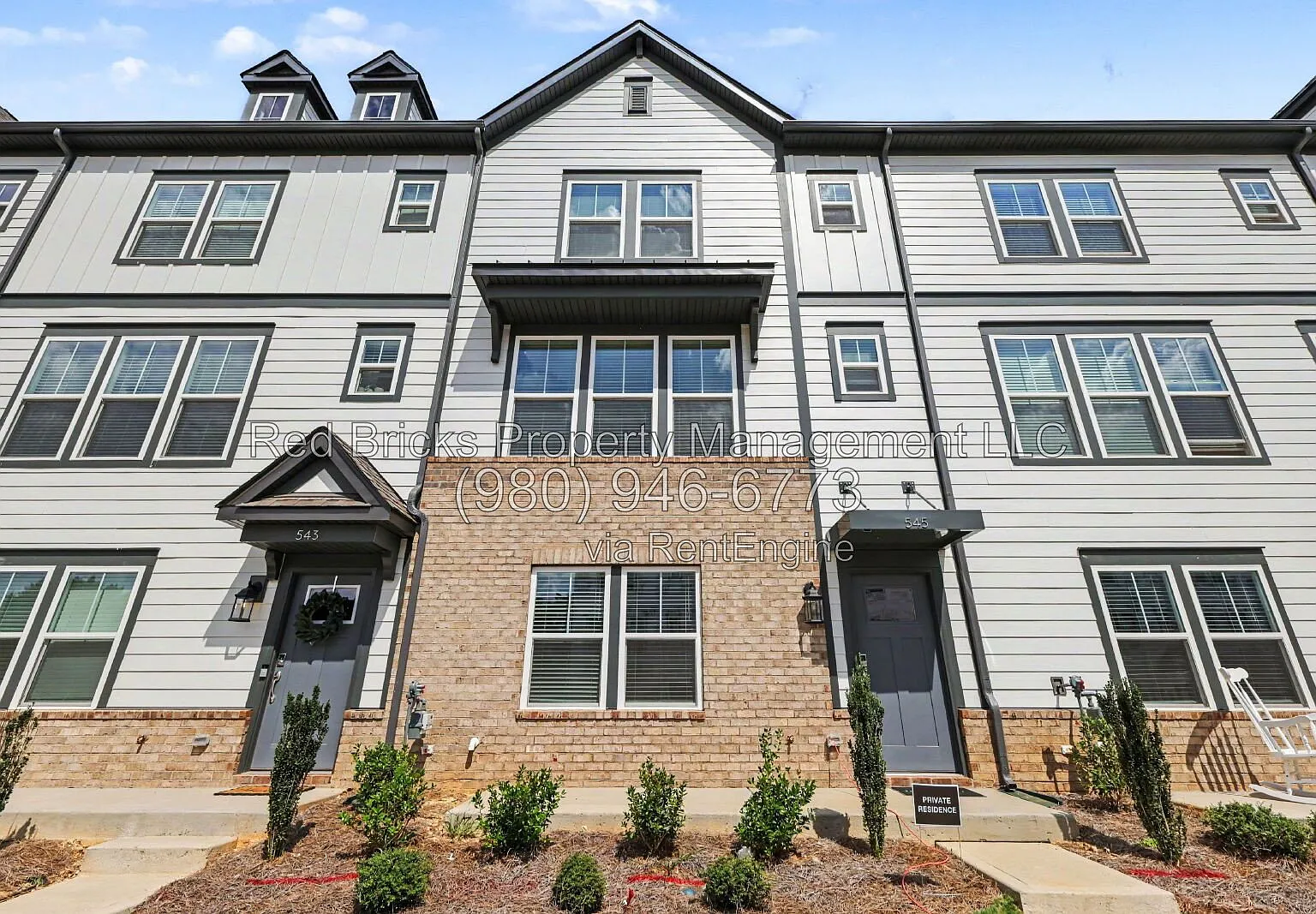 3 bed, 3.5 bath, 1952 sqft, $2,295 — Photo 1
