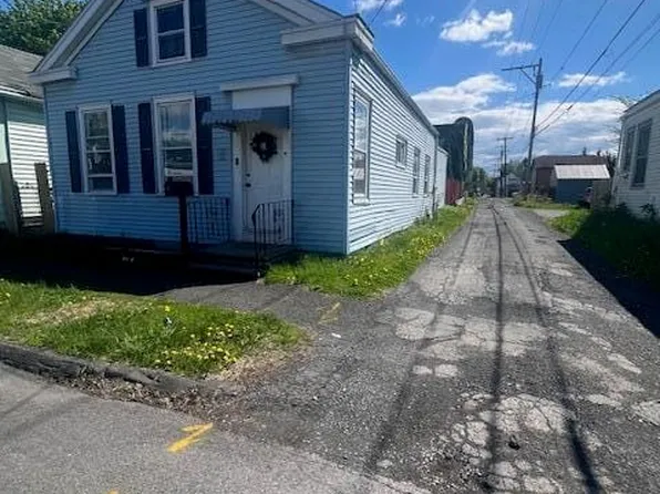 40 113th St, Troy, NY 12182