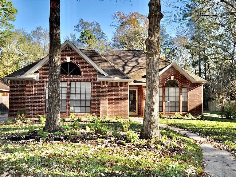4602 Natural Bridge Dr — Photo 2