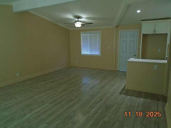 3rd image of 319 E Nugent St