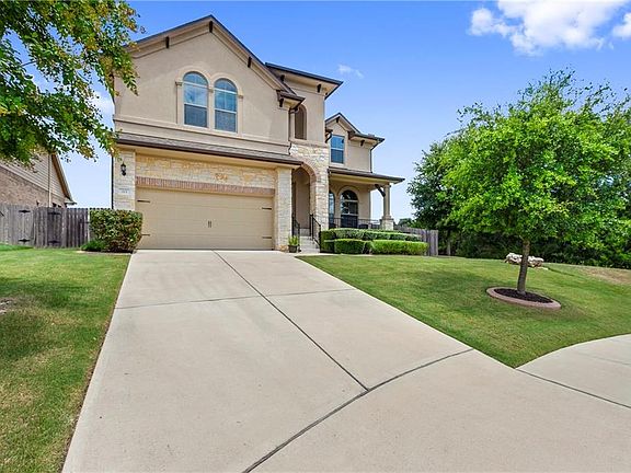 3rd image of 213 E Adelanta Pl