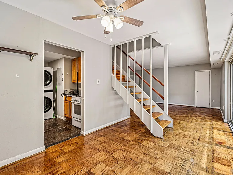 8614 Manchester Rd #6 — Photo 8
