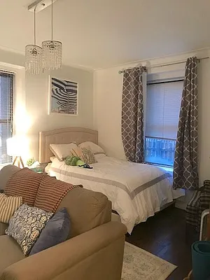 Rented by REAL New York | media 19