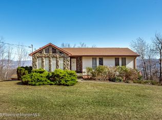 300 Parallel Dr, Scranton, PA 18504