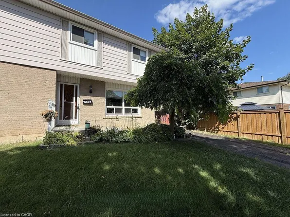 1345 Colonsay Dr, Burlington, ON L7P 2T6