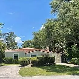 2 bed, 1.0 bath, 1143 sqft, $3,000 — Photo 2