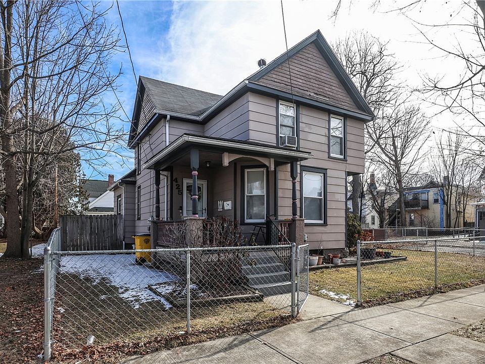 1st image of 425 Jefferson St