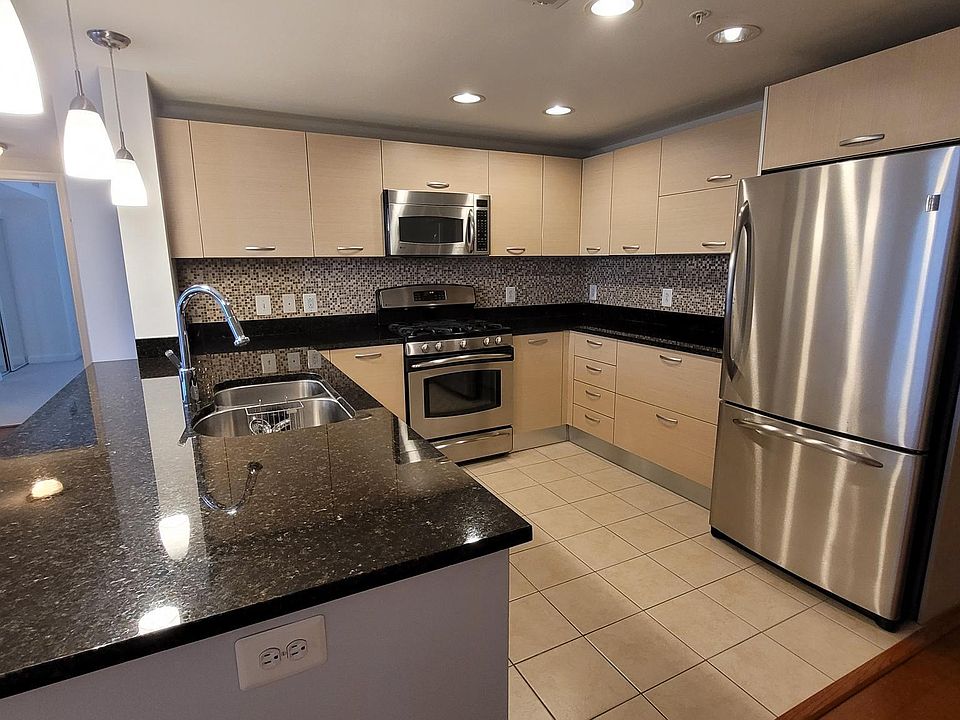1st image of 2451 Midtown Ave #804