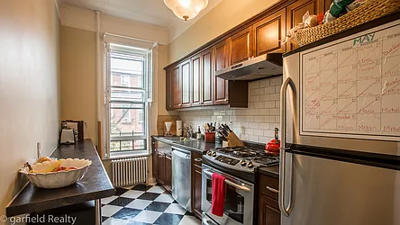 Rented by Garfield Realty 