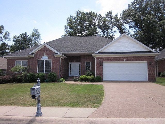 1st image of 2633 Wheaton Dr