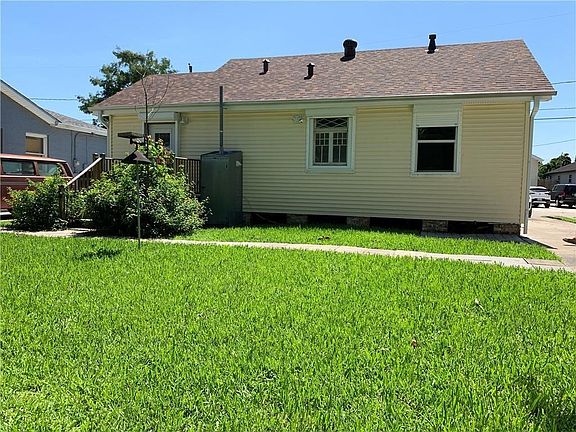4th image of 200 Clairborne Dr