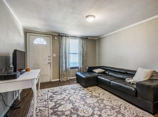 327 E Burks St, Pilot Point, TX 76258