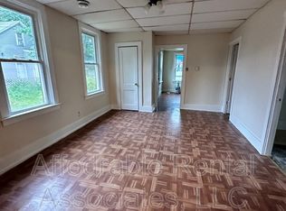 1215 W Elgin Ln, Milwaukee, WI 53204