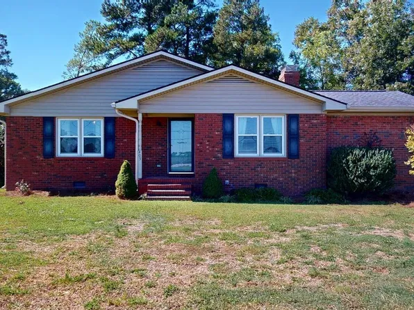 403 N Goldsboro Street, Pikeville, NC 27863