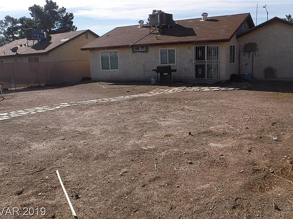 3rd image of 225 Oakford St