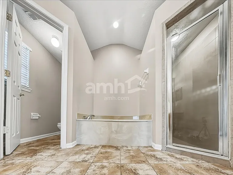 7244 Angela Dr — Photo 12