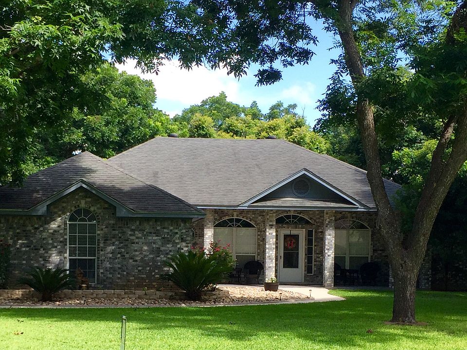 1st image of 132 Plantation Dr