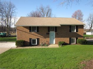 1211 Dussel Rd, Kent, OH 44240
