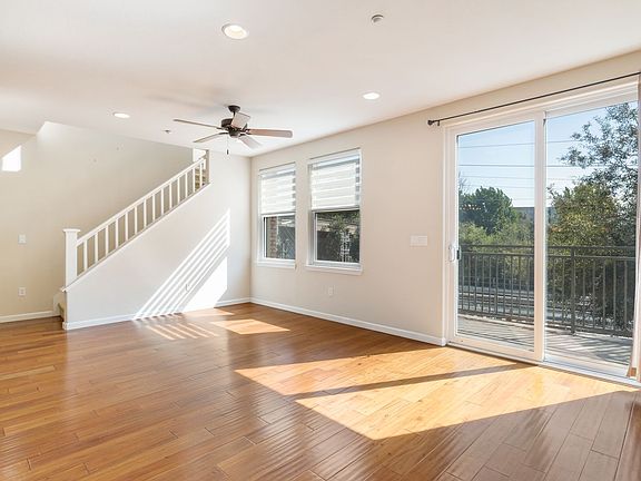4th image of 307 Bautista Pl