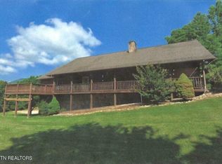 1425 Nicoha Blvd, Sevierville, TN 37876