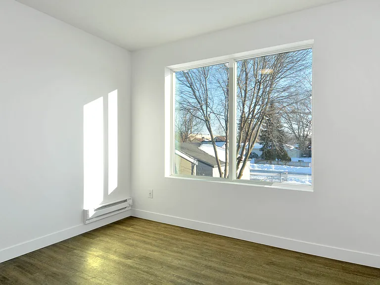 2909 Grand St NE #2 — Photo 7