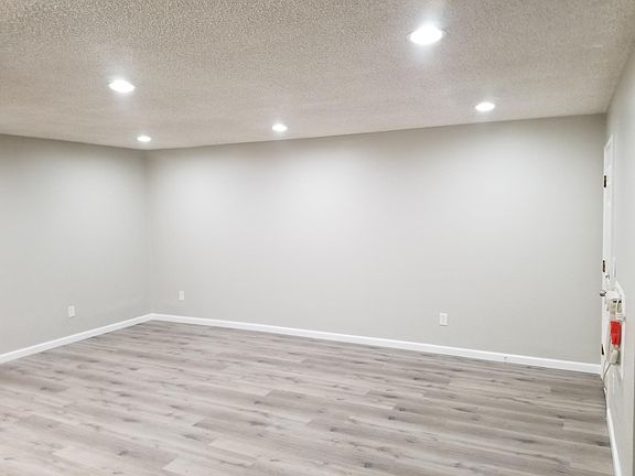 5th image of 16127 Orange Ct #B