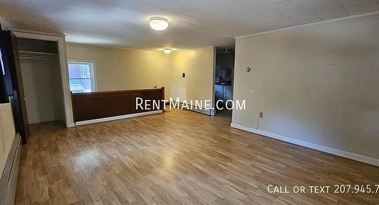 5 1/2 Hudson St — Photo 2