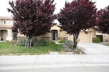 1st image of 11 Pienza Dr