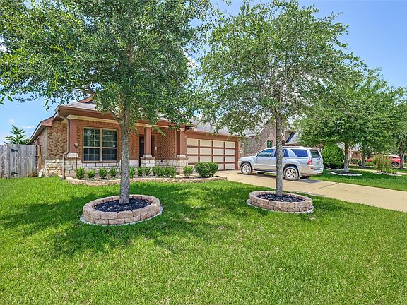 4th image of 8810 Houston Falls Ln