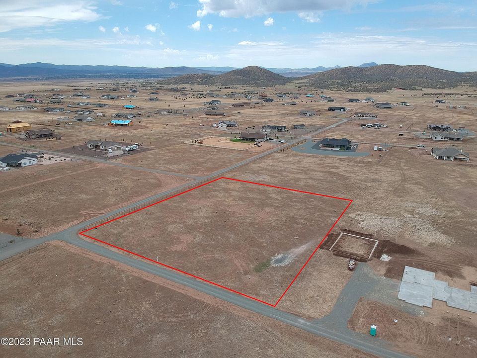 1st image of 0 N Silver Saddle St