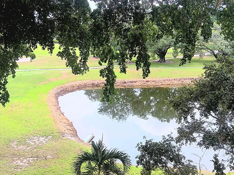 1030 Country Club Dr #401 — Photo 11
