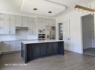 14978 Southmere Pl, Surrey, BC V4A6P8