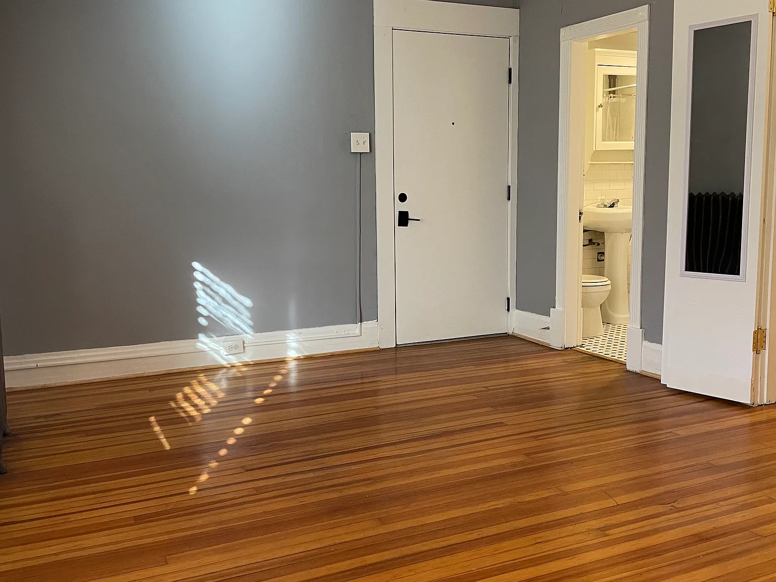1260 N Pennsylvania St #22 — Photo 4