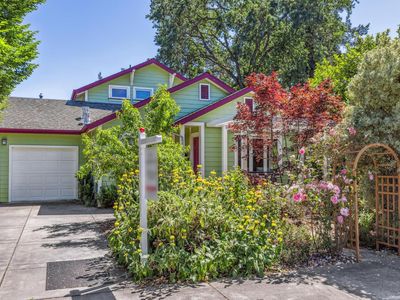 742 Dexter Street, Santa Rosa, CA, 95404