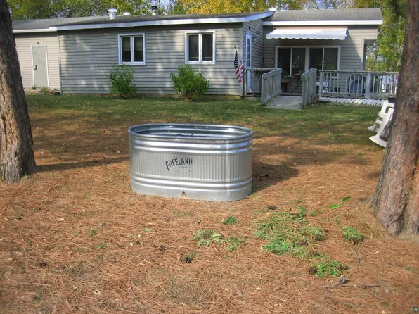 110 2nd Ave E, Winton, MN 55796