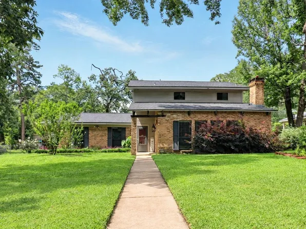 111 Bison Trl, Longview, TX 75601