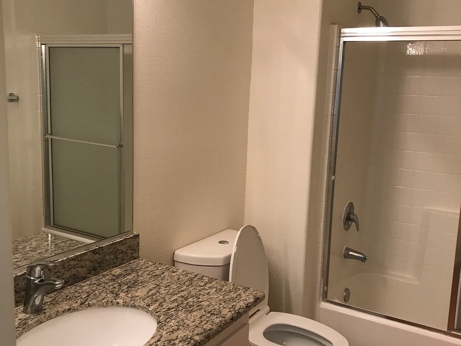 1 bed, 662 sqft, $2,888 — Photo 2