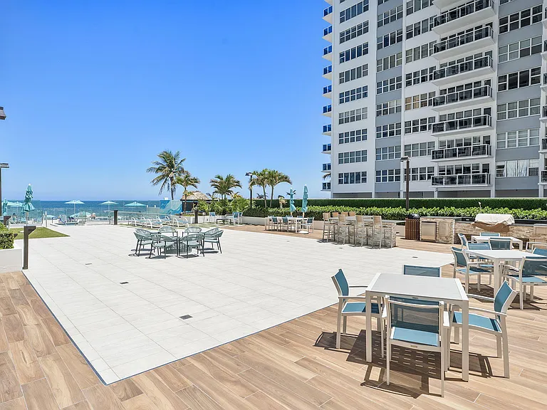 3750 Galt Ocean Dr #1002 — Photo 33