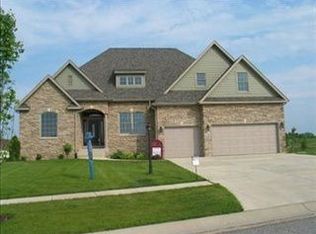 3400 Kickbush Dr, Valparaiso, IN 46385
