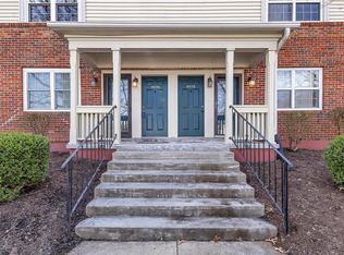 9076 W Swan Cir, Saint Louis, MO 63144
