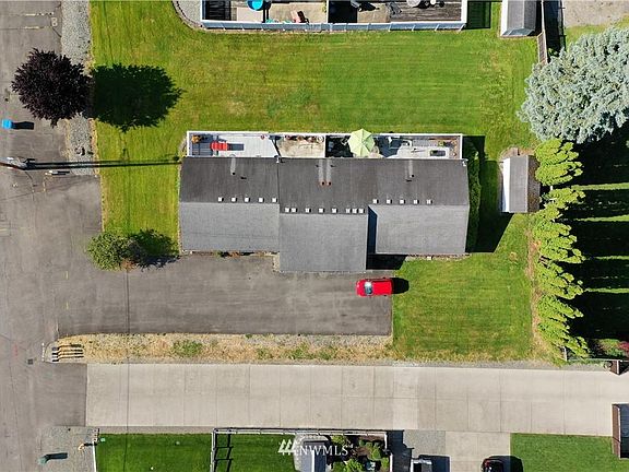 3rd image of 280 N McNeely St #B