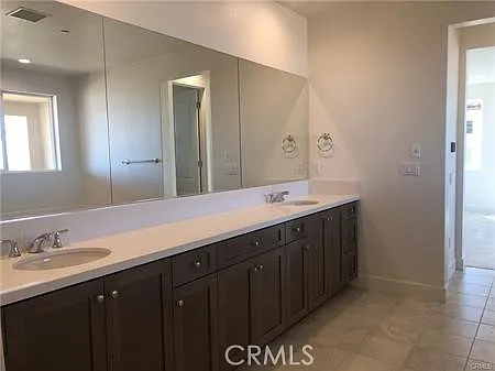 19042 Martino Ct — Photo 19