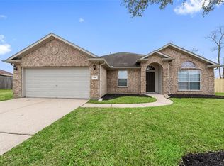 8006 Pine Wood Ct, Cove, TX 77523