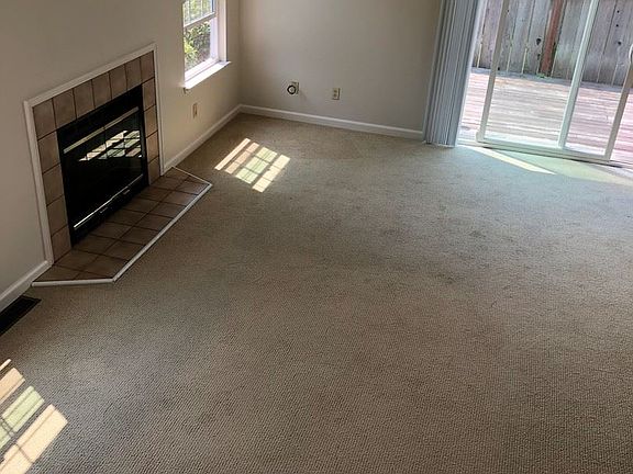2nd image of 2570 Valerie Ct